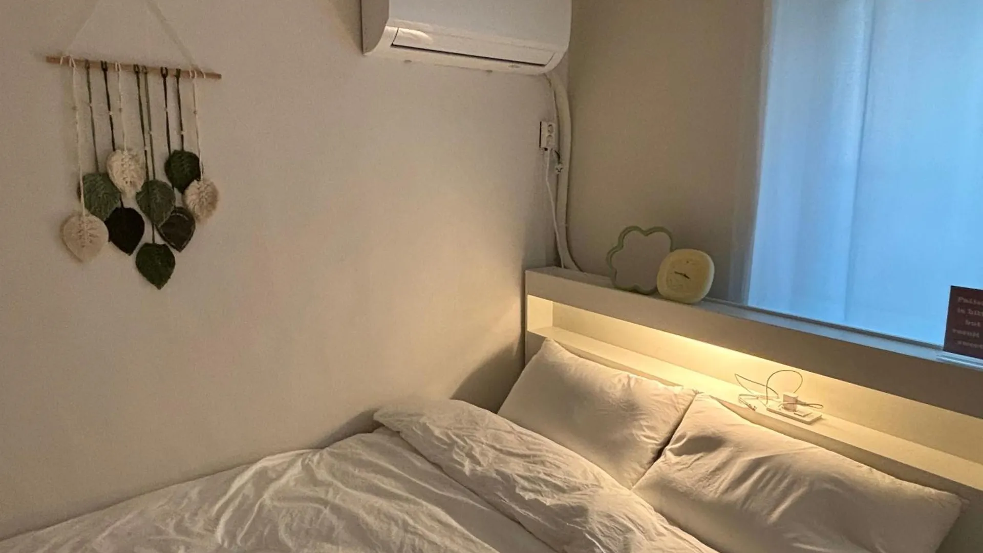 Leeleemate 2 Rooms, 2 Beds, For 4 People, 5 Minutes From Mangwon Station Seoul 0*,  South Korea